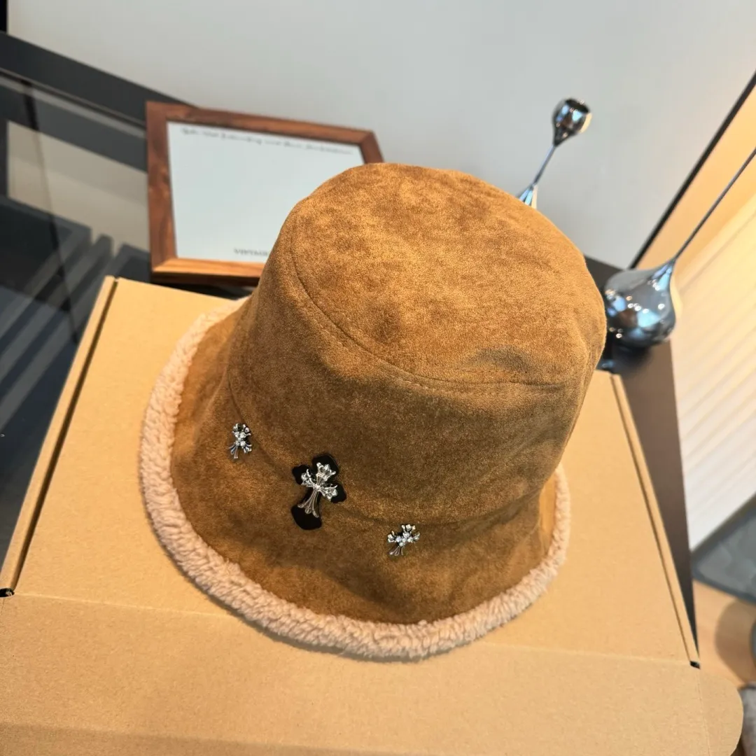 💰100¥ Croxin new wool bucket hat, foldable